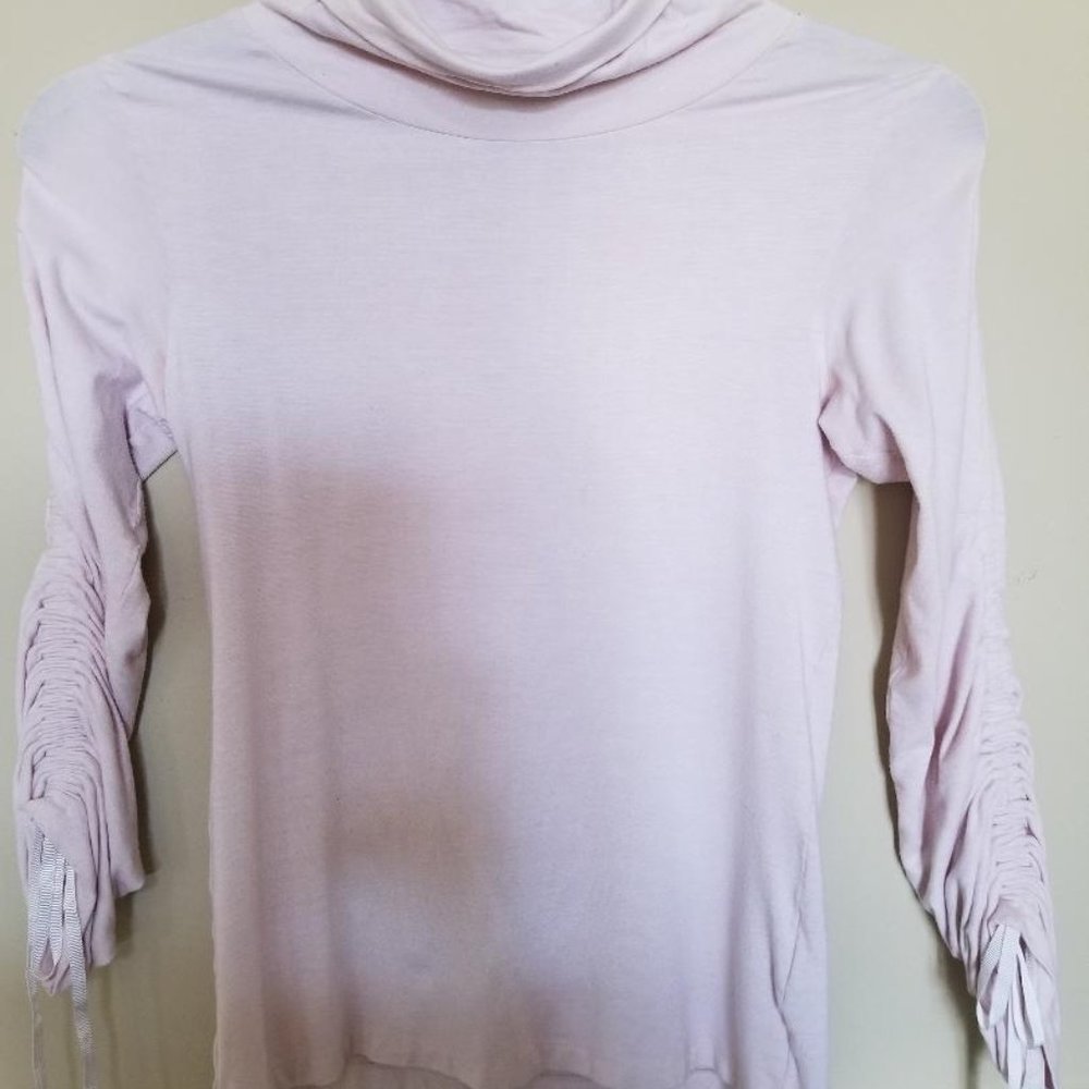 CLUB MONACO Turtleneck - Women - Shell Pink